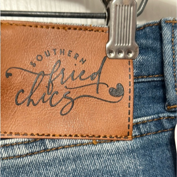 Southern‎ Fried Chics Classic 5 Pocket Distressed Flare Jeans Size 4 NWT - Picture 4 of 6